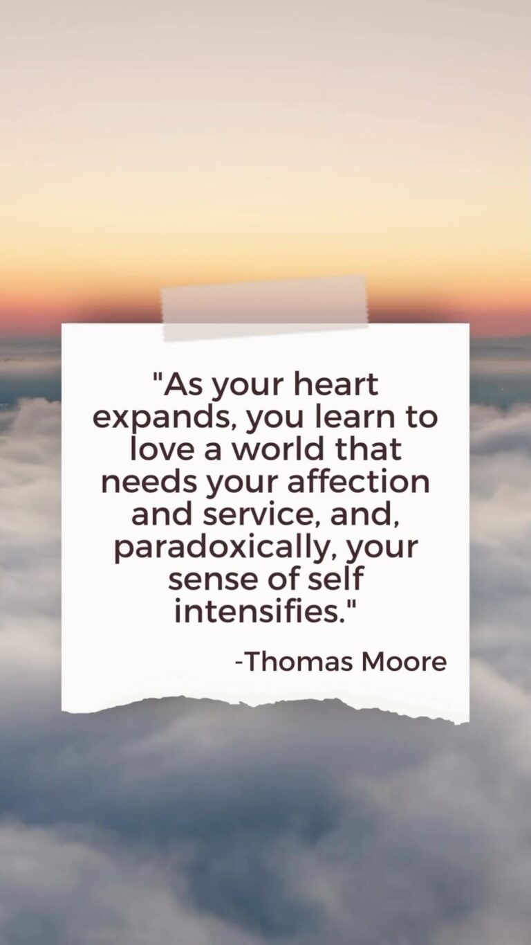 Instagram post from adriandelavega.escritor. This post is in position 4.